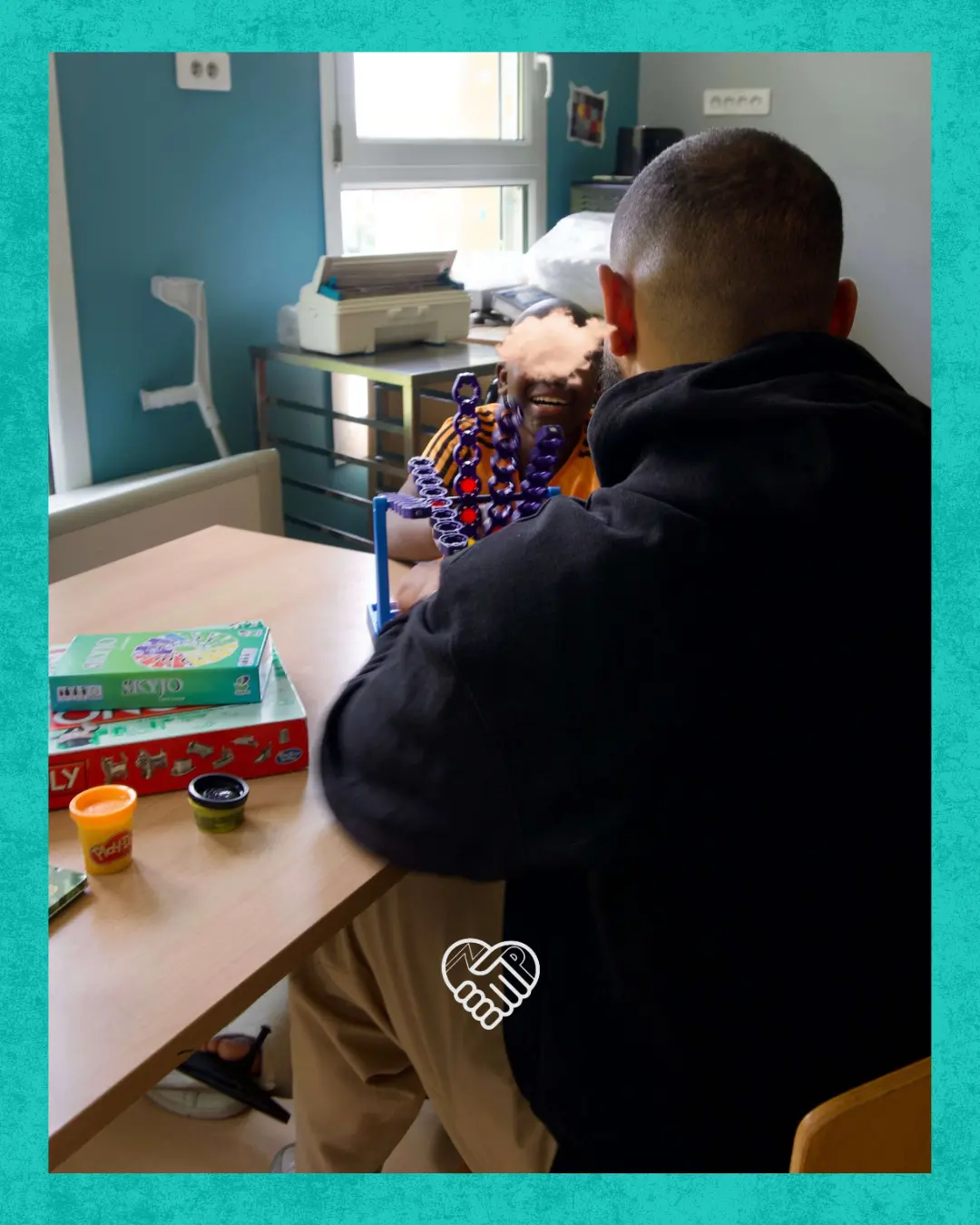 Visite de bénévoles de l’association Ziyara Projet dans un hôpital pour enfants. Visite de bénévoles de l'association Ziyara Projet dans un hôpital pour enfants.